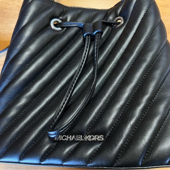 Michael Kors Suri Small Quilted Crossbody Bag - Picture 3 of 5